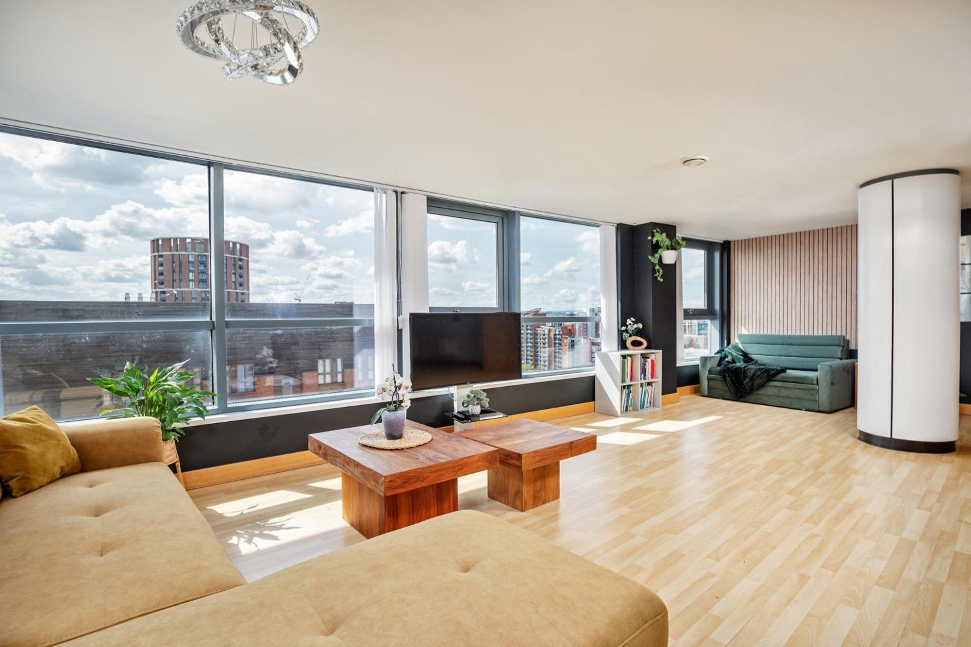 Large Central Penthouse In Leeds Λιντς Εξωτερικό φωτογραφία