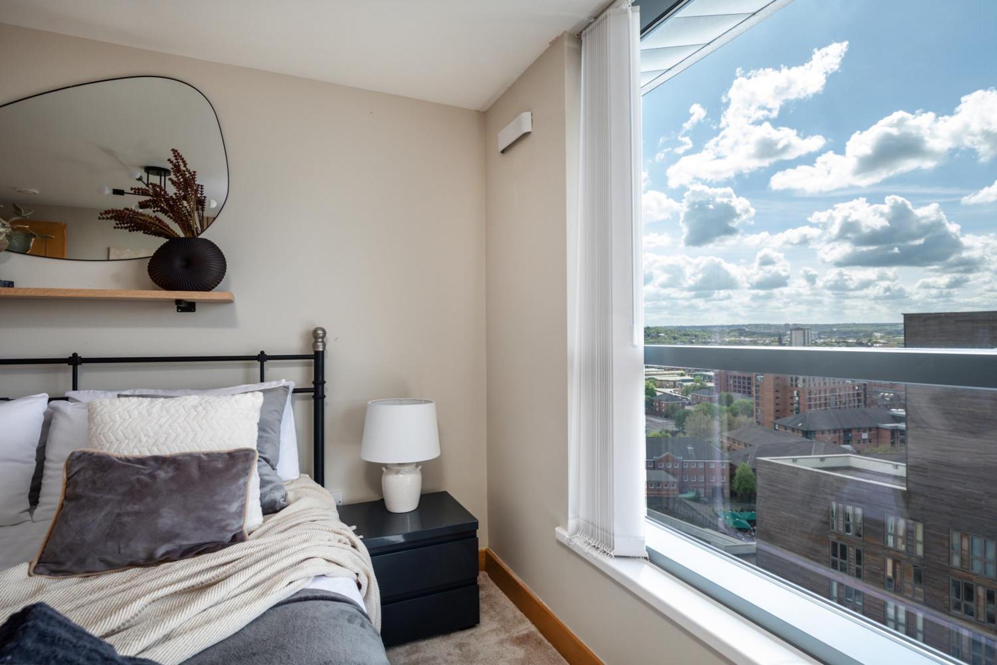 Large Central Penthouse In Leeds Λιντς Εξωτερικό φωτογραφία