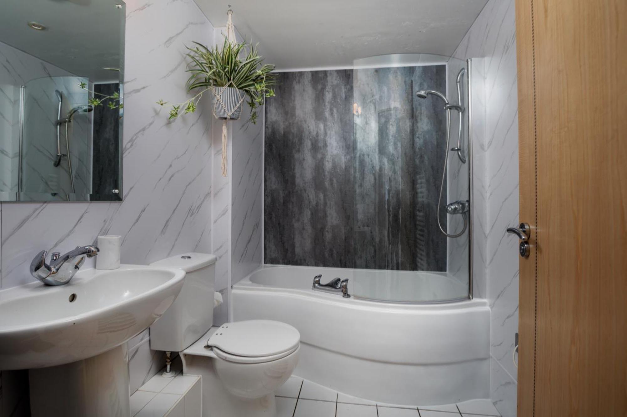 Large Central Penthouse In Leeds Λιντς Εξωτερικό φωτογραφία